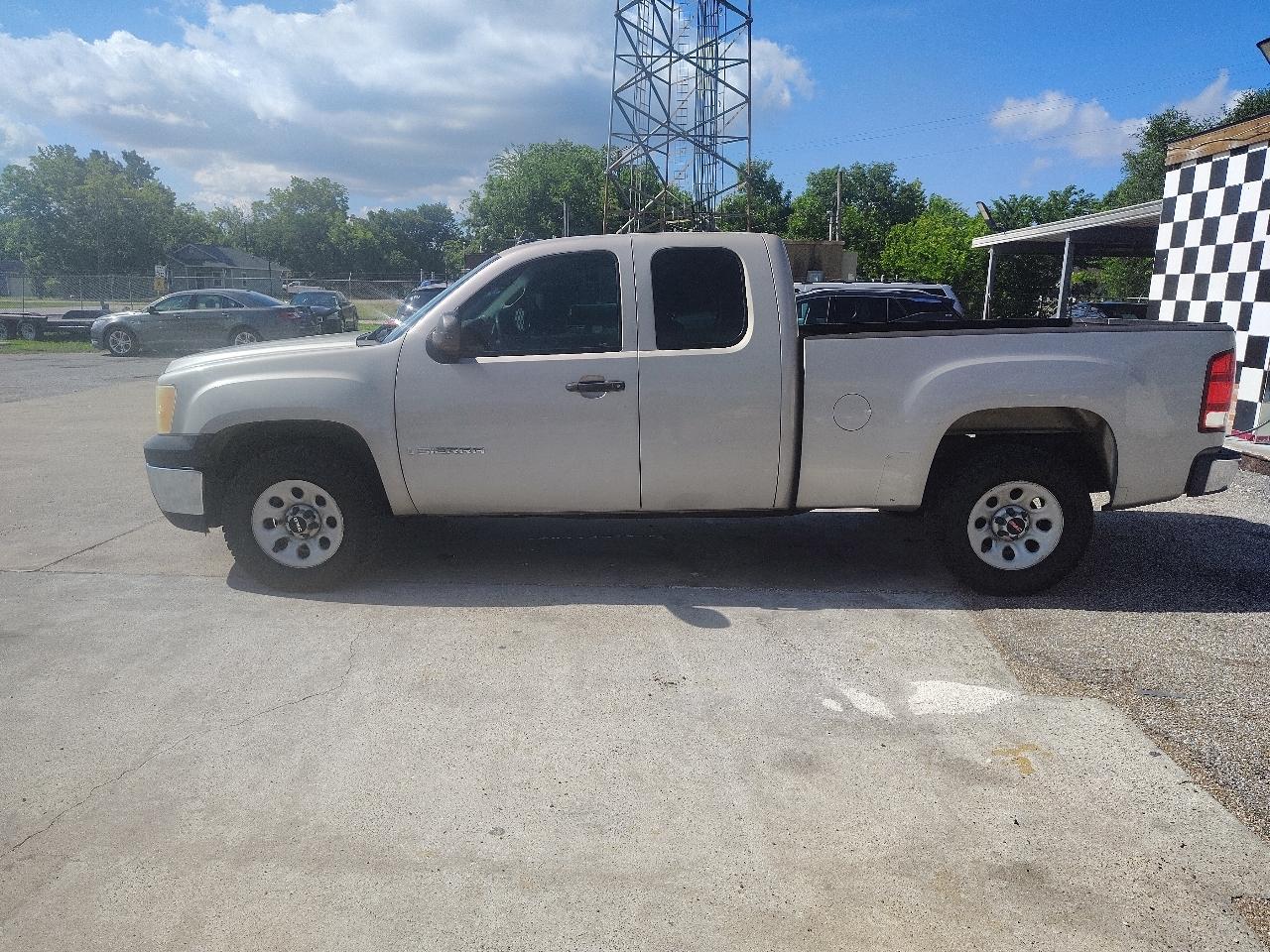 GMC Sierra 1500 Work Truck Ext. Cab Long Box 2WD 2009