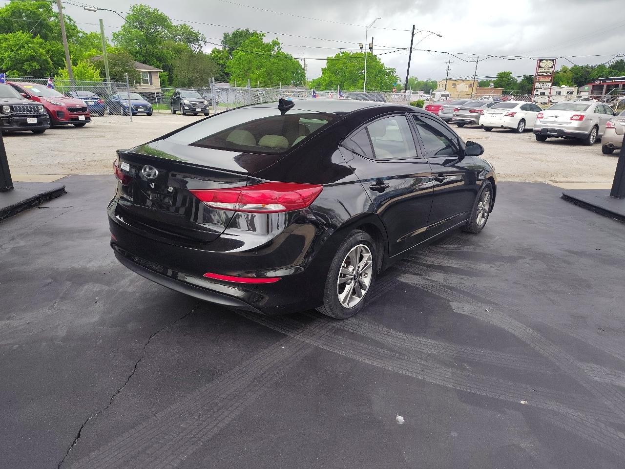 Hyundai Elantra Limited 2018
