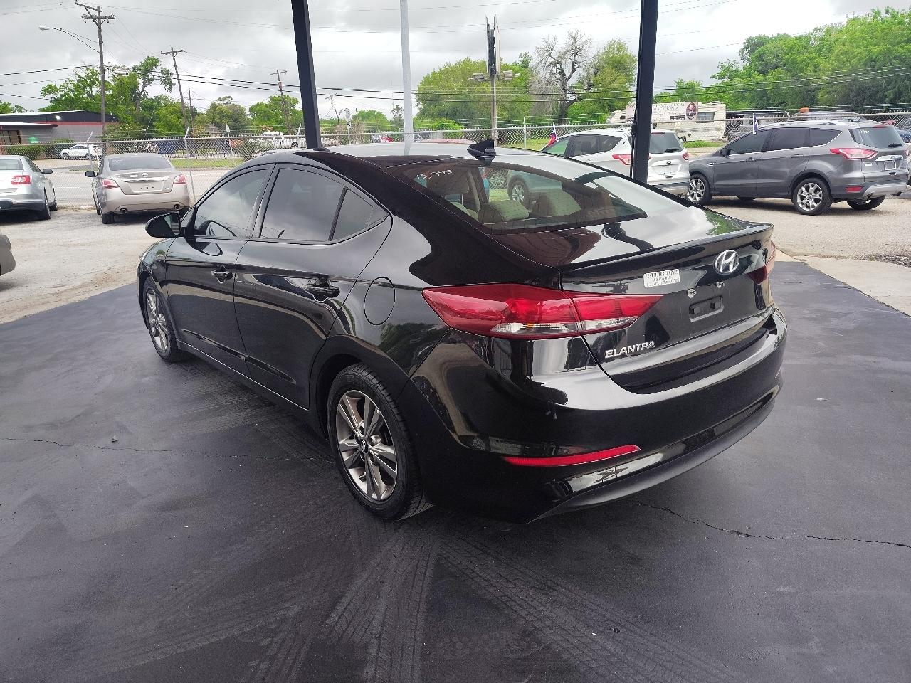 Hyundai Elantra Limited 2018