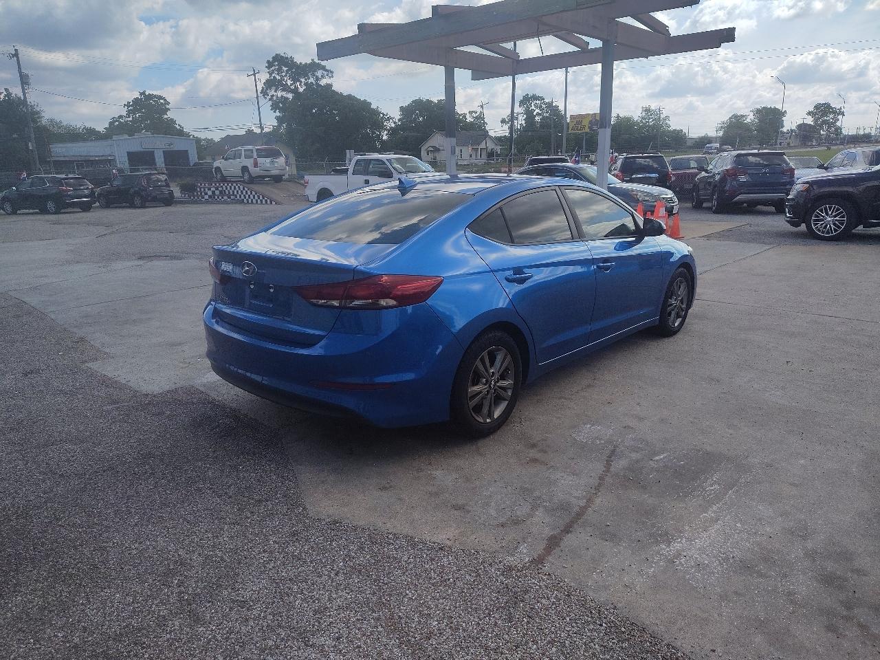 Hyundai Elantra Limited 2018