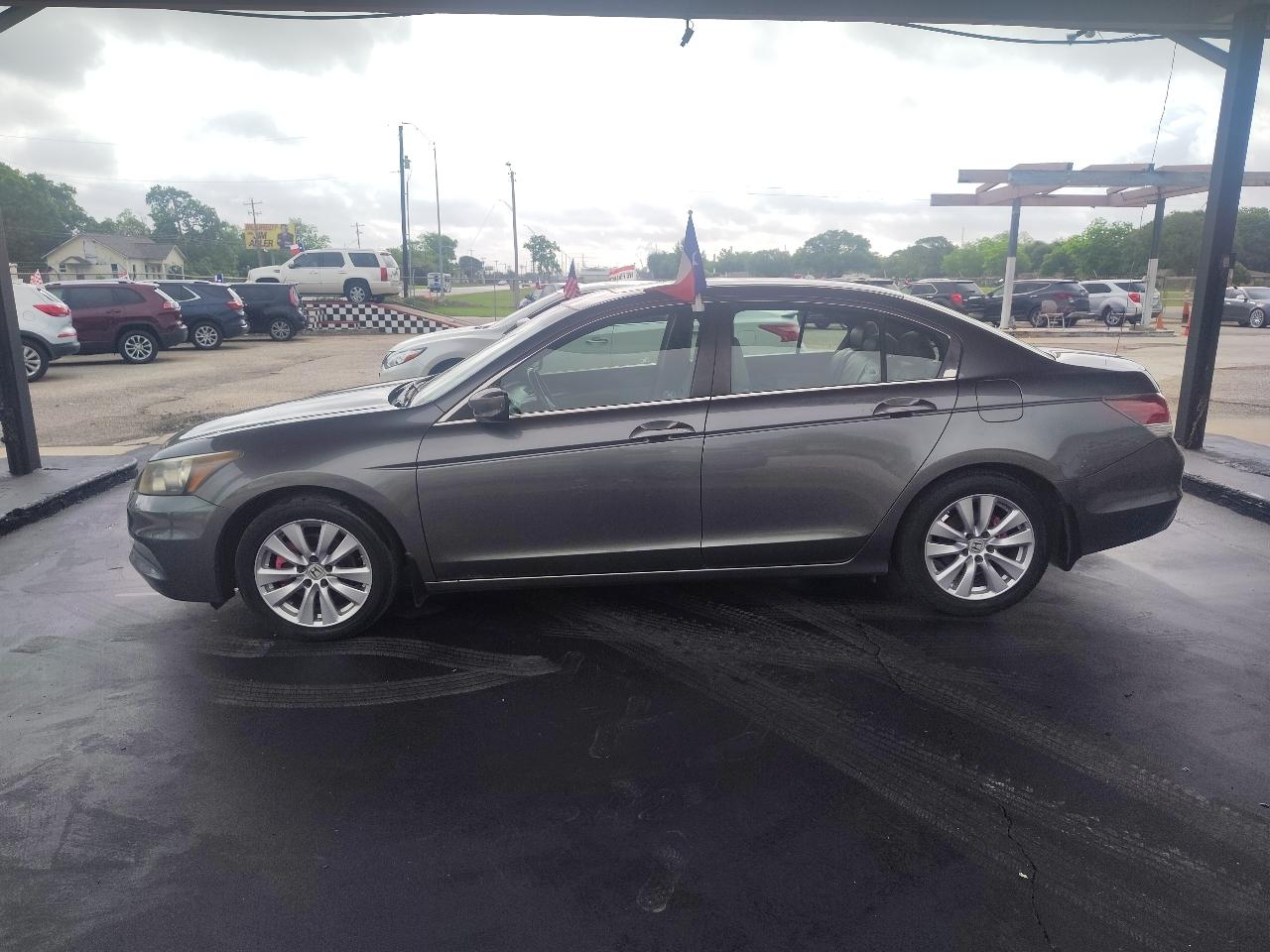 Honda Accord EX-L Sedan AT 2011