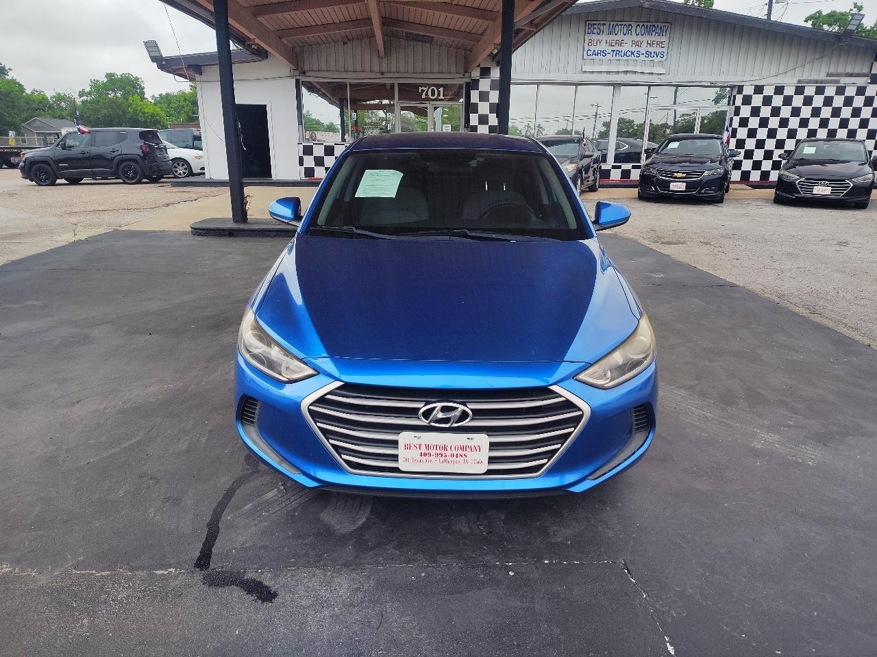 Hyundai Elantra SE 6AT 2017