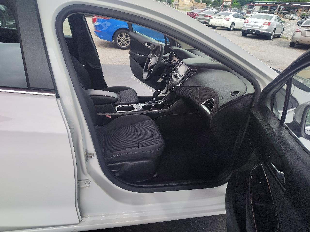 Chevrolet Cruze LT Auto 2017