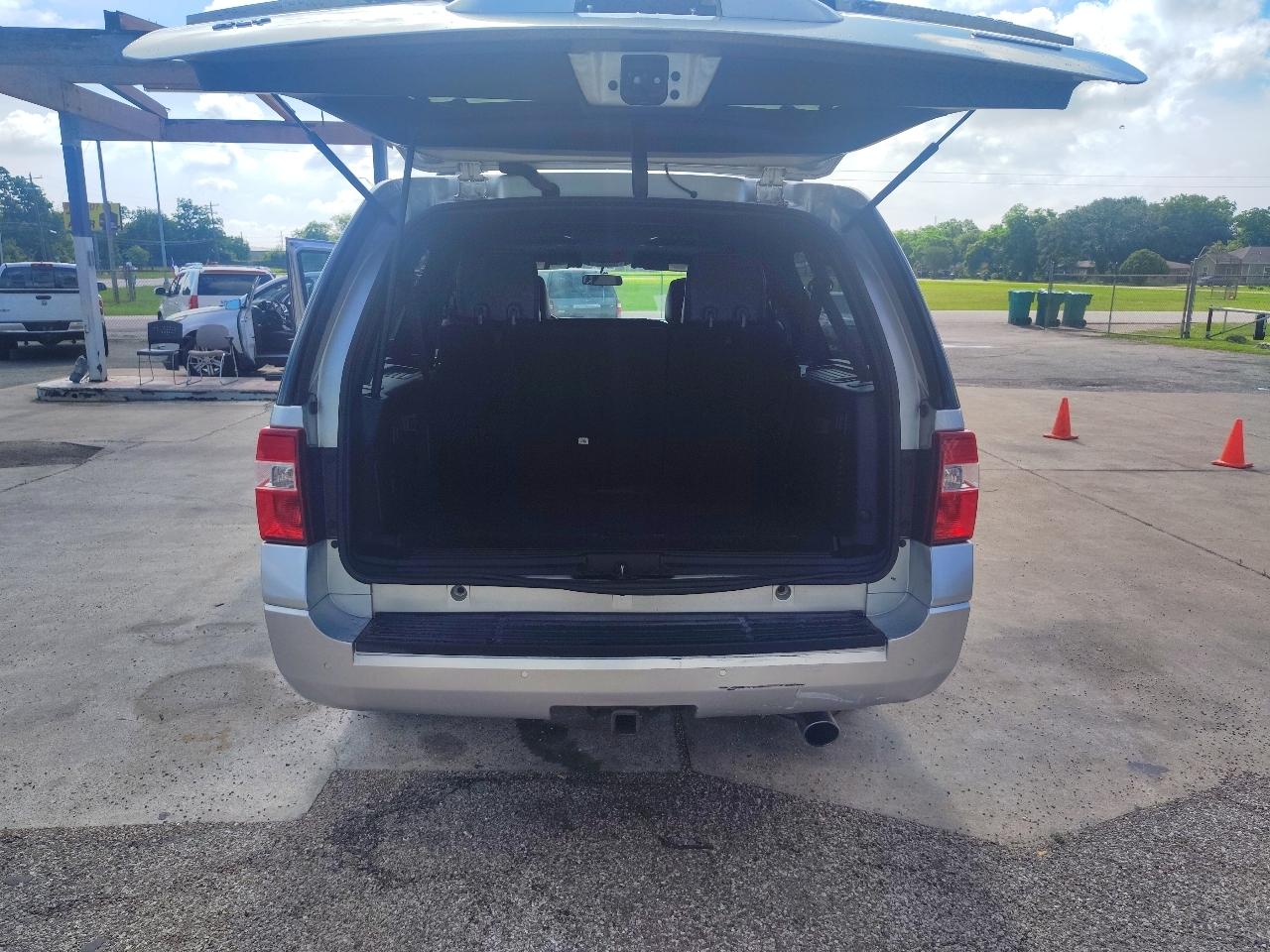 Ford Expedition EL XLT 2WD 2015
