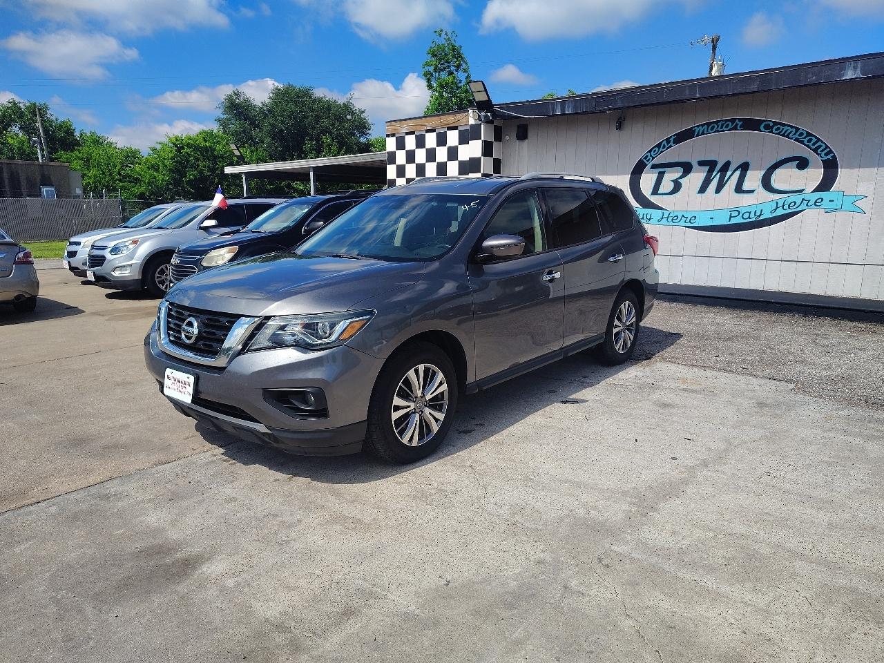 2019 Nissan Pathfinder SV 2WD's photo
