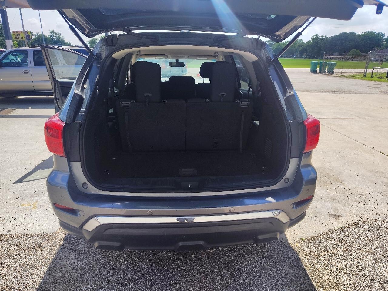 Nissan Pathfinder S 2WD 2019