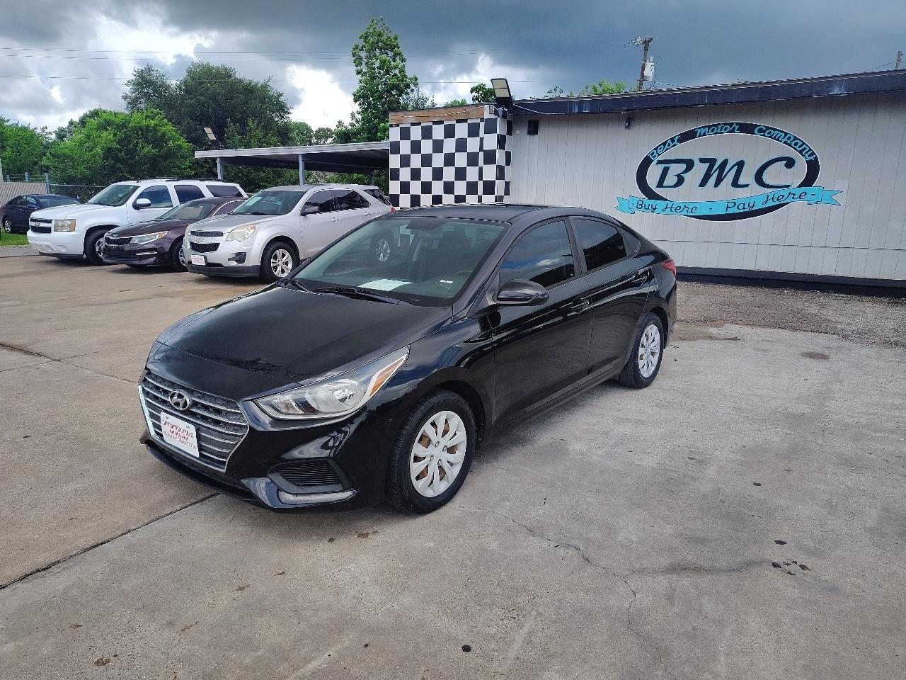 2019 Hyundai Accent SE 4-Door 6-Speed Automatic's photo