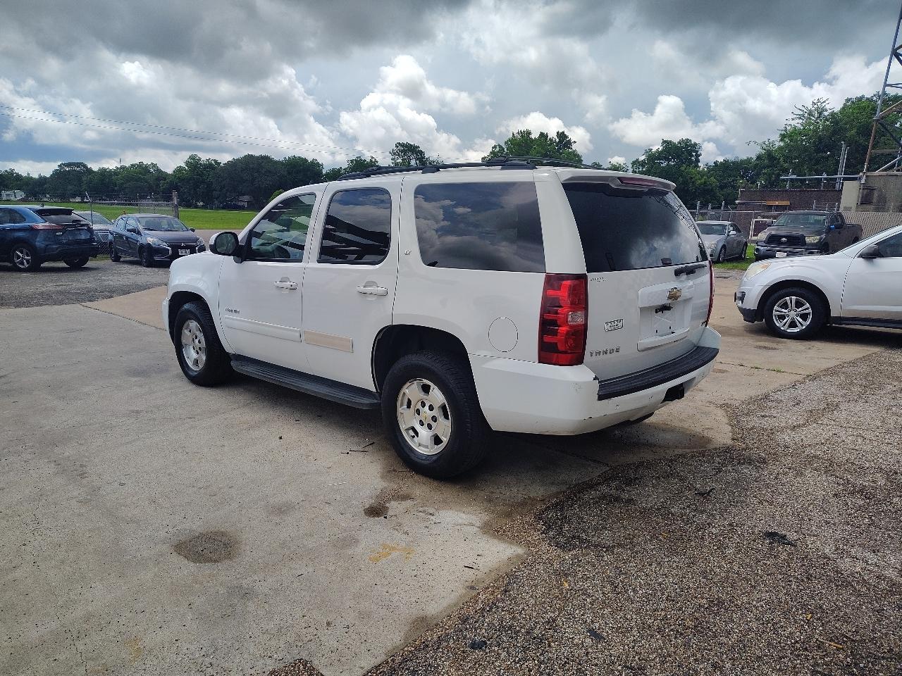 Chevrolet Tahoe LT 2WD 2010