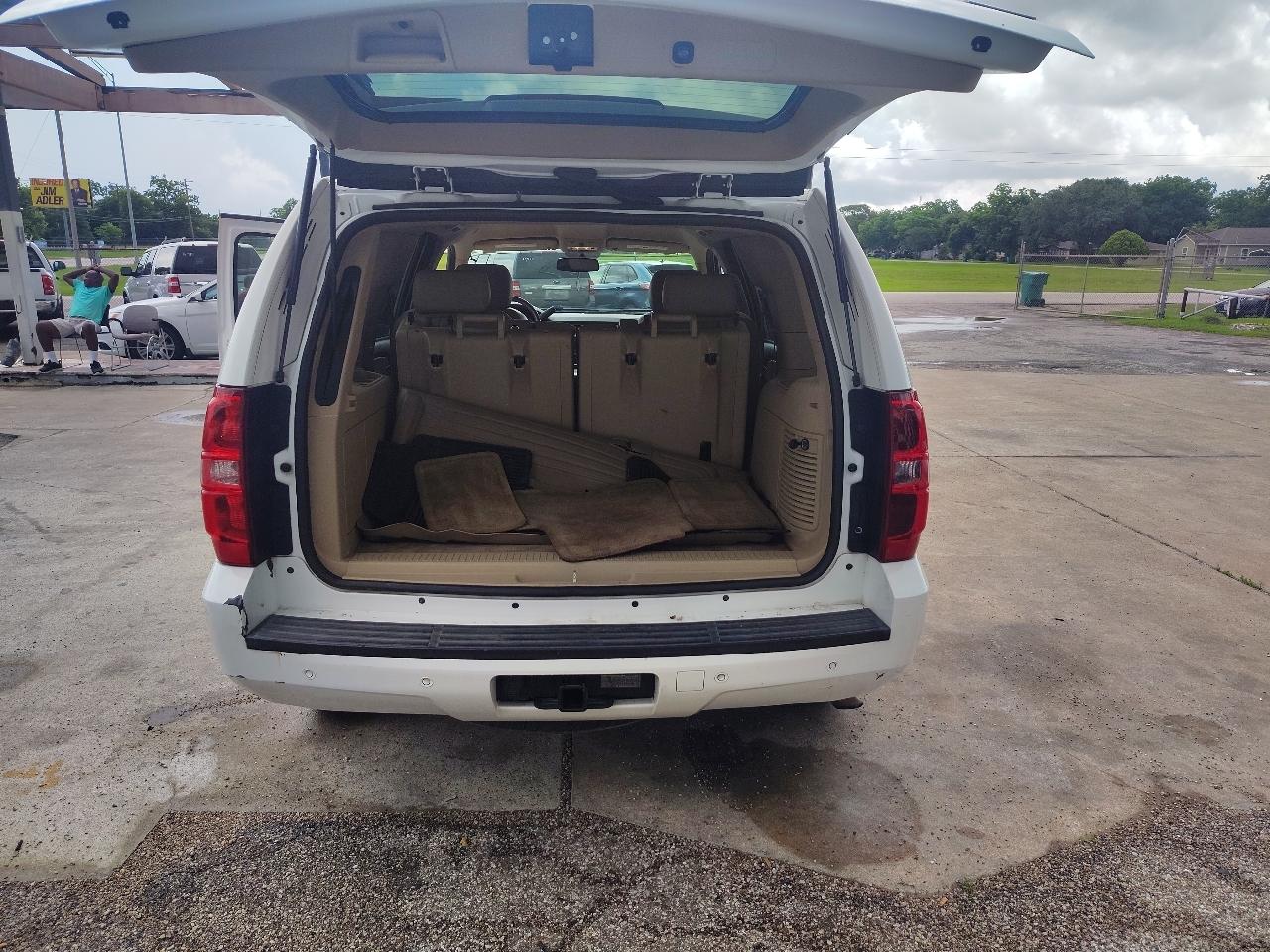 Chevrolet Tahoe LT 2WD 2010