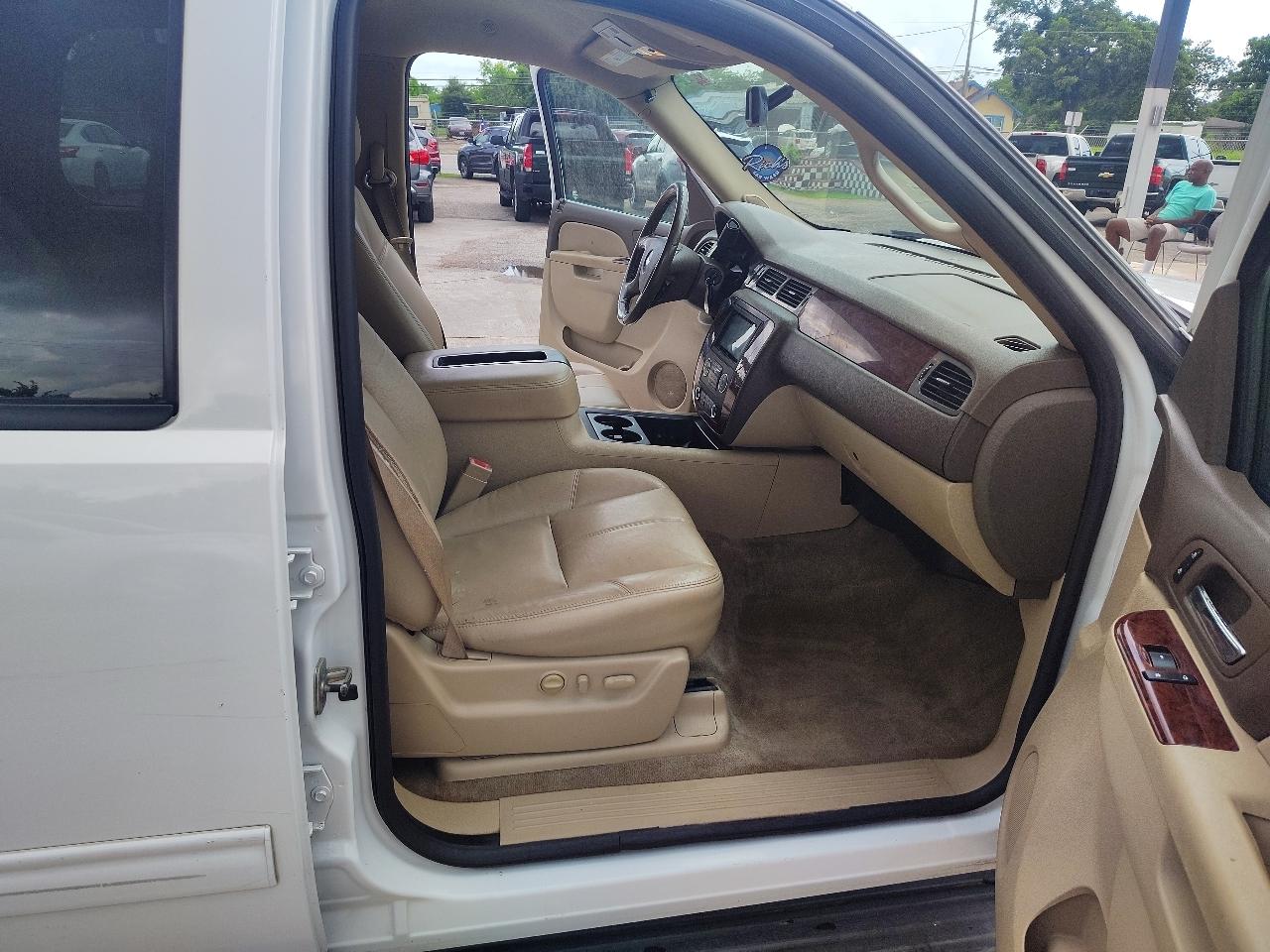 Chevrolet Tahoe LT 2WD 2010