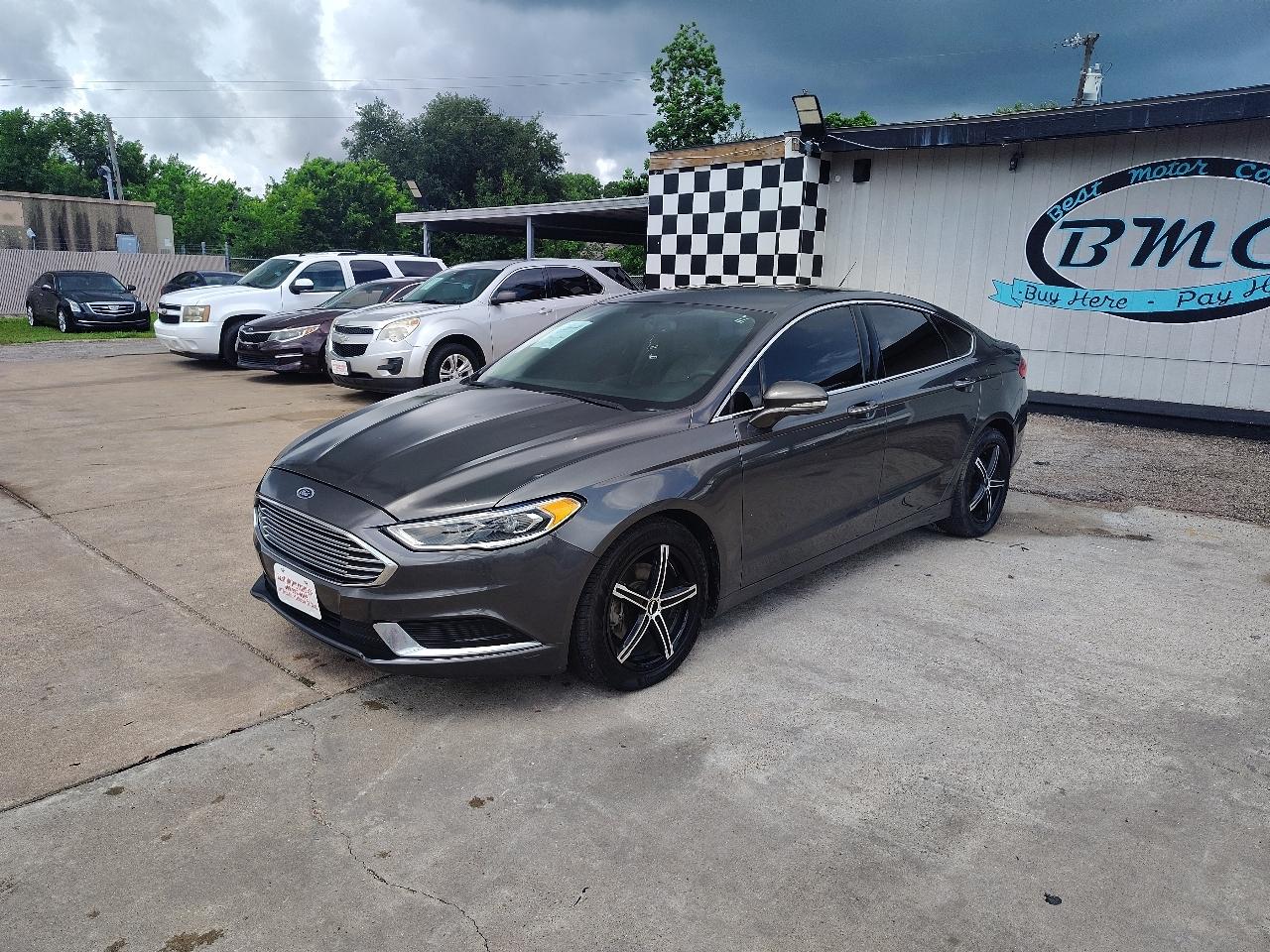 2018 Ford Fusion SE FWD's photo