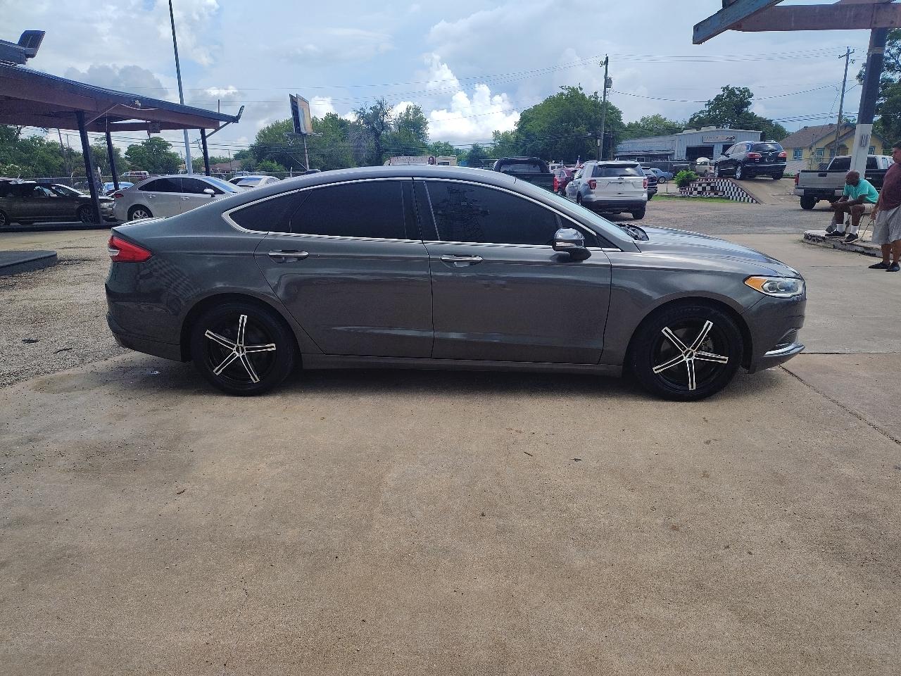 Ford Fusion SE 2018