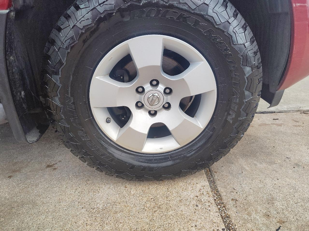Nissan Pathfinder LE 2WD 2005