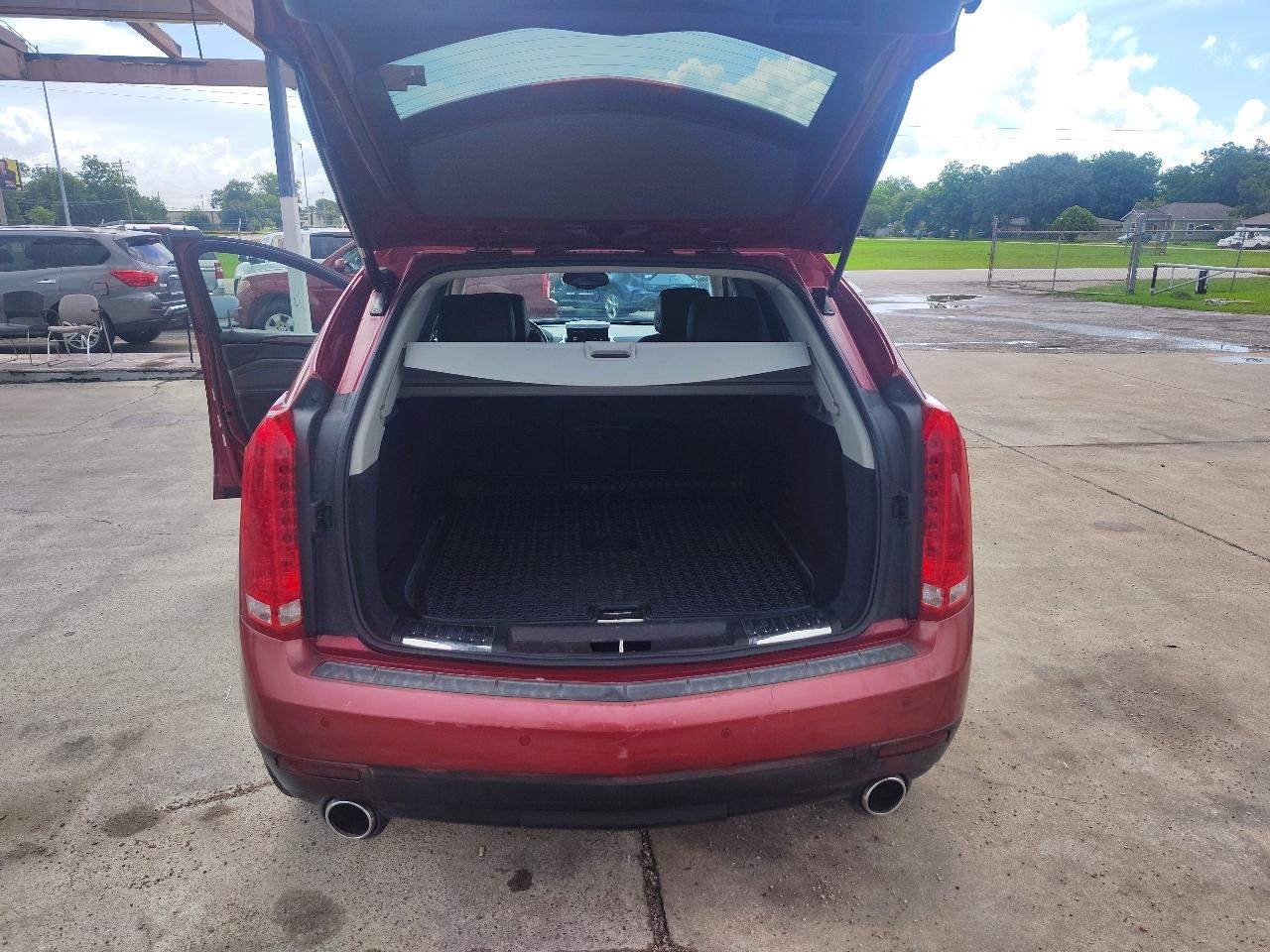 Cadillac SRX Performance Collection 2011
