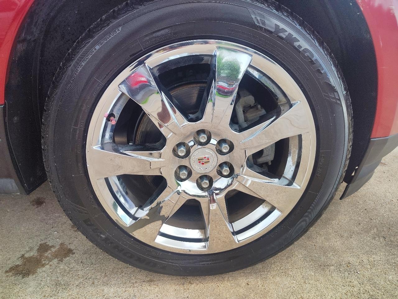 Cadillac SRX Performance Collection 2011