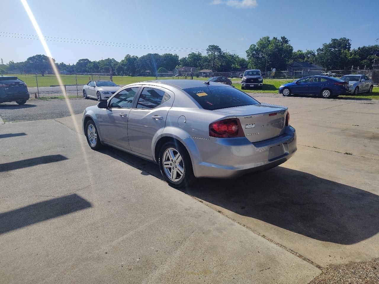 Dodge Avenger SXT 2013