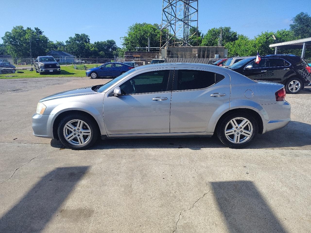 Dodge Avenger SXT 2013