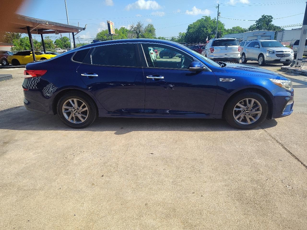 Kia Optima LX 2020