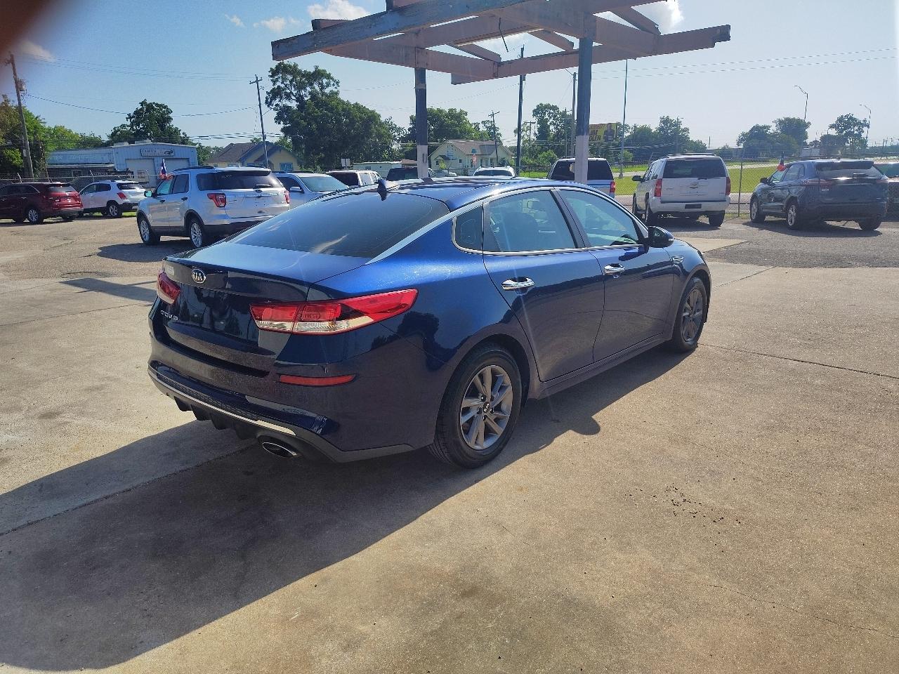 Kia Optima LX 2020