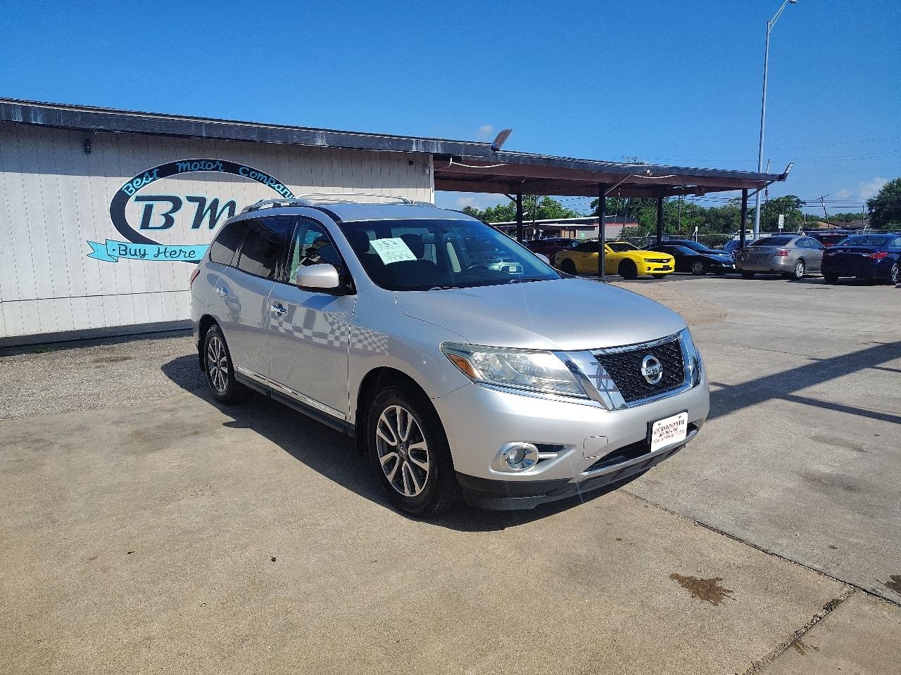 Nissan Pathfinder S 2WD 2014