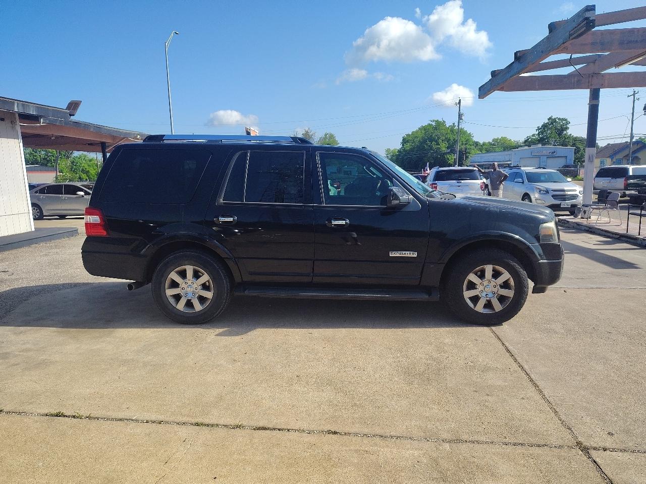 Ford Expedition Limited 2WD 2007