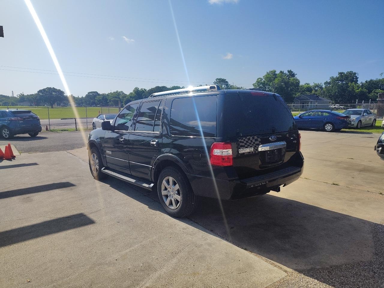 Ford Expedition Limited 2WD 2007