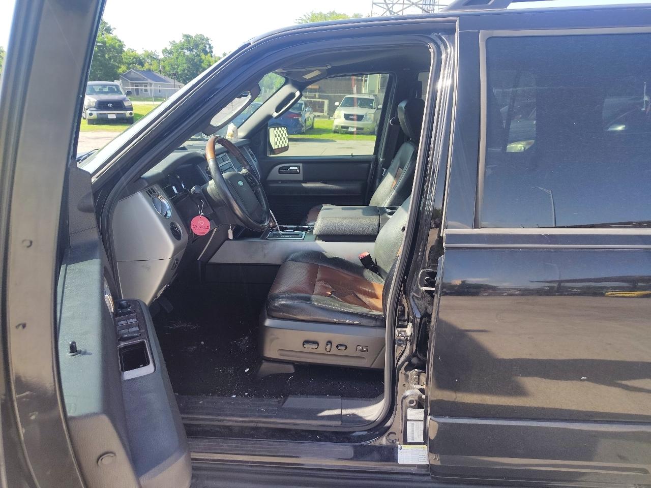 Ford Expedition Limited 2WD 2007