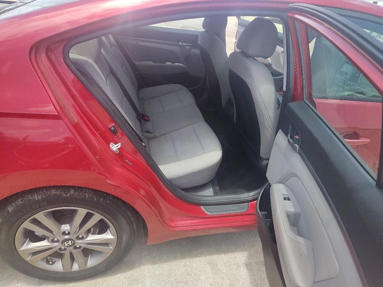 Hyundai Elantra Limited 2018