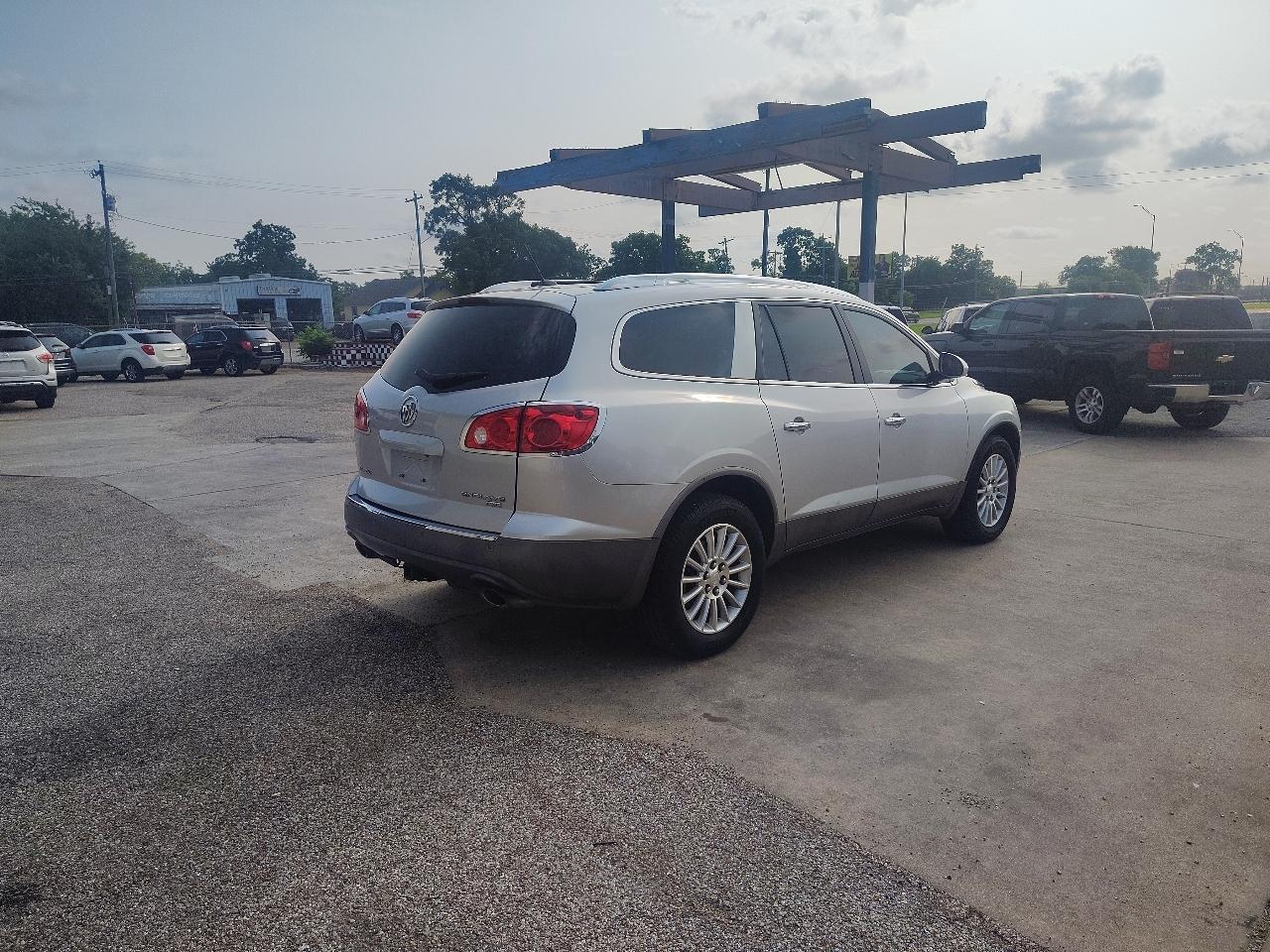 Buick Enclave CXL-1 FWD 2011