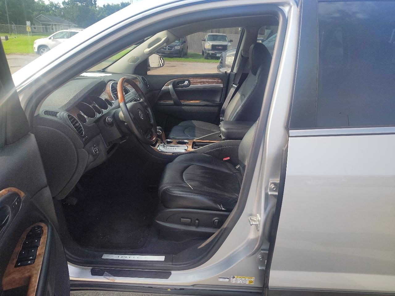 Buick Enclave CXL-1 FWD 2011