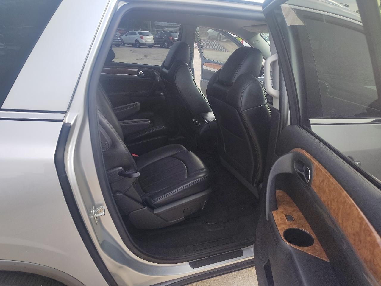 Buick Enclave CXL-1 FWD 2011