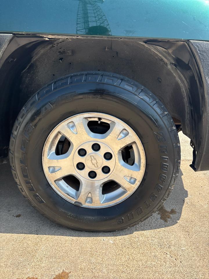 Chevrolet Avalanche 1500 2WD 2003