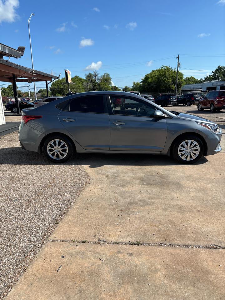 Hyundai Accent SE 4-Door 6A 2020