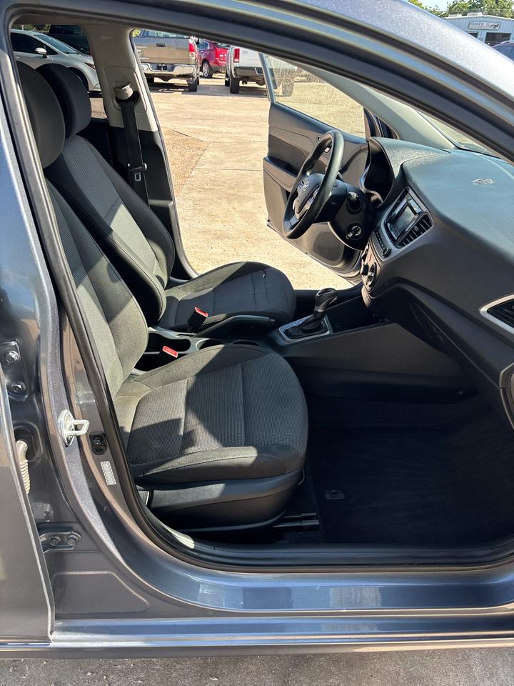 Hyundai Accent SE 4-Door 6A 2020