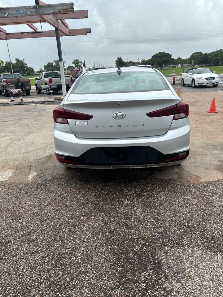 Hyundai Elantra Limited 2019