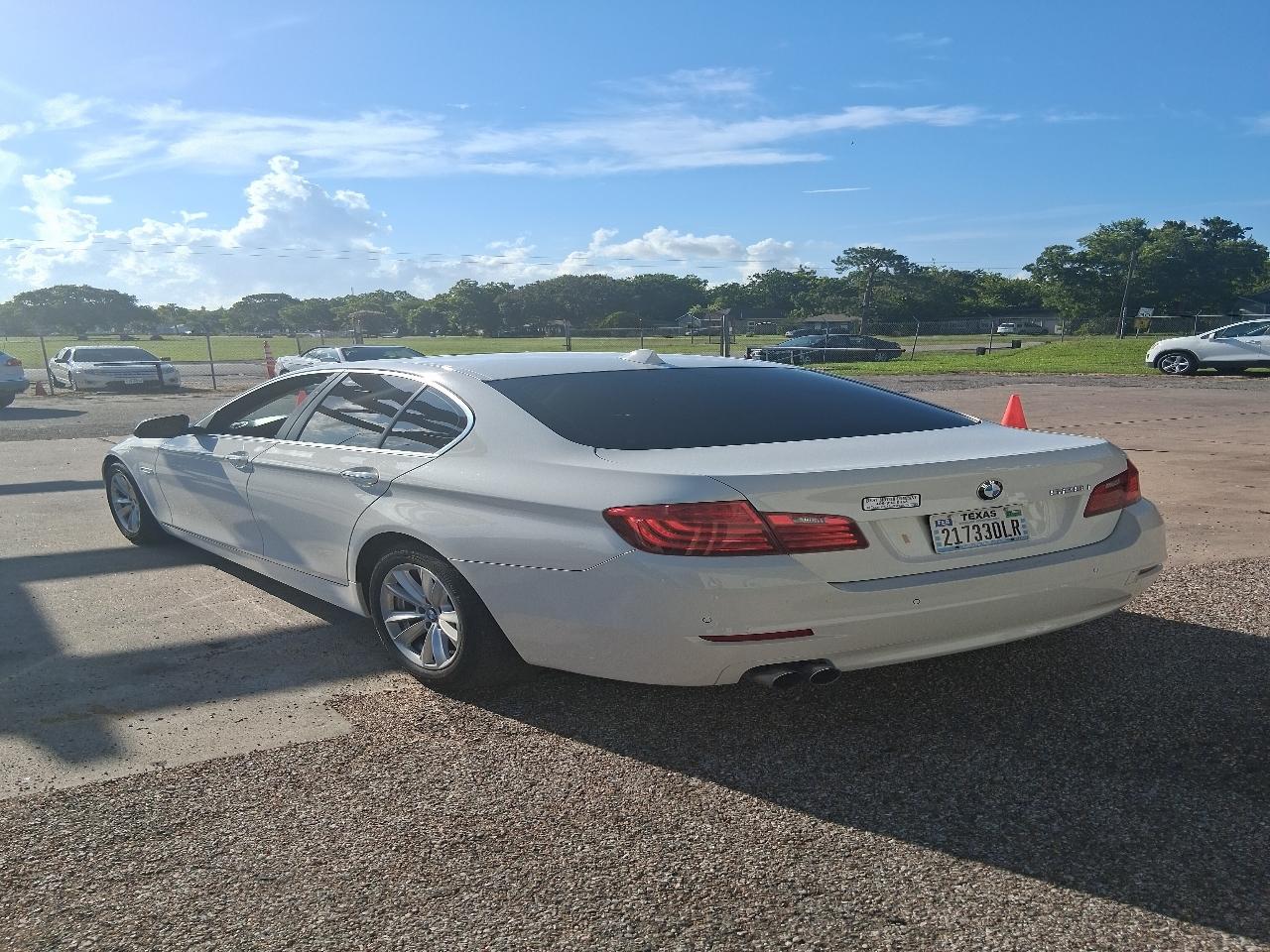 BMW 5-Series 528i 2014