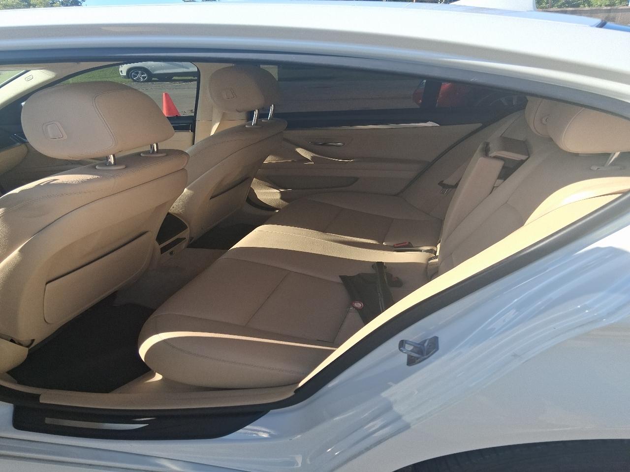BMW 5-Series 528i 2014
