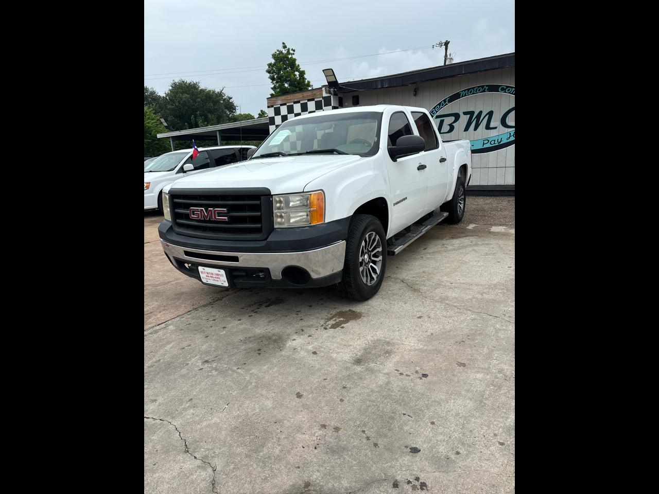 White 2012 GMC Sierra 1500 Pickup Truck 4X2 Automatic