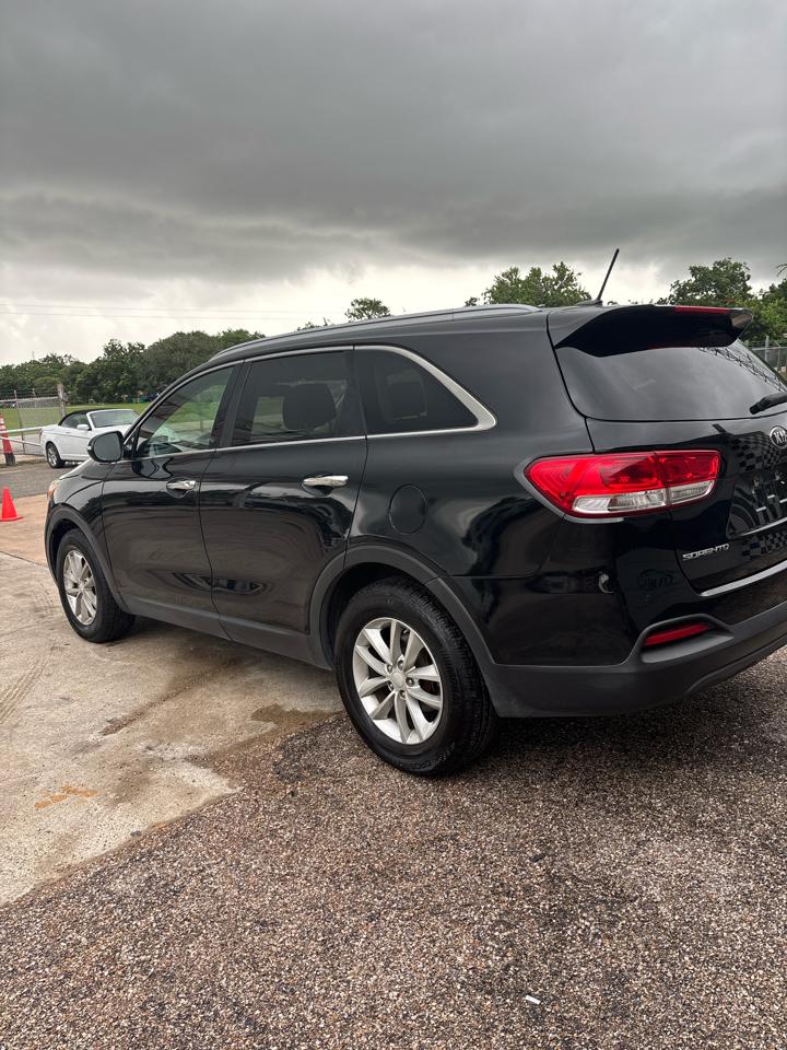 Kia Sorento LX 2WD 2017