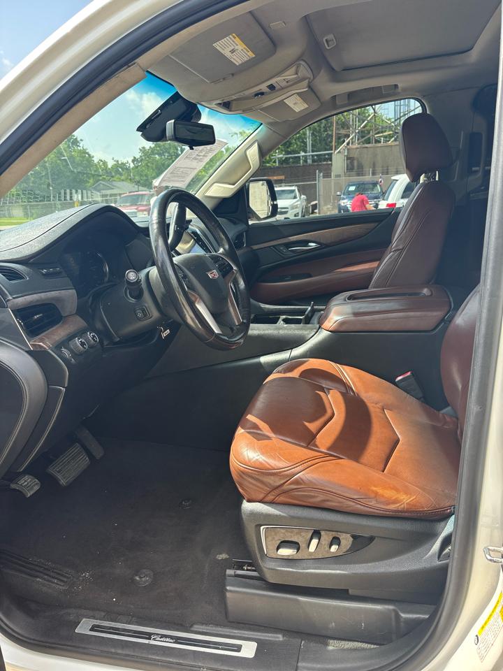 Cadillac Escalade Luxury 4WD 2019