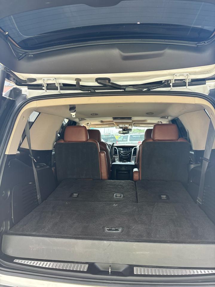 Cadillac Escalade Luxury 4WD 2019
