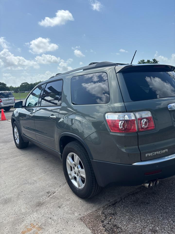 GMC Acadia SLE-2 AWD 2011