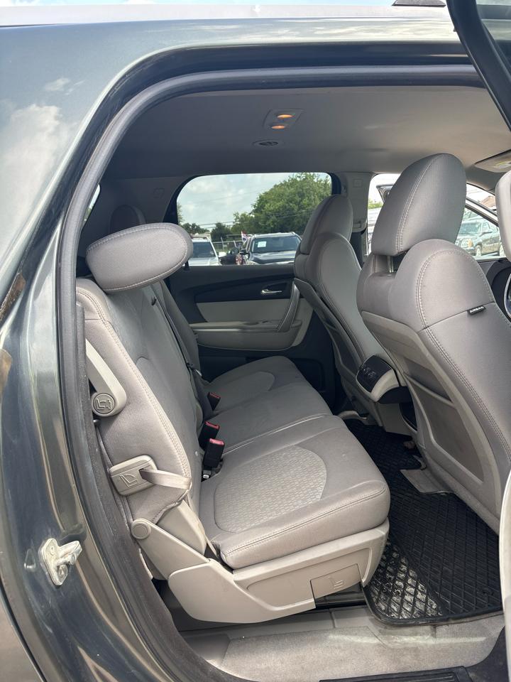 GMC Acadia SLE-2 AWD 2011