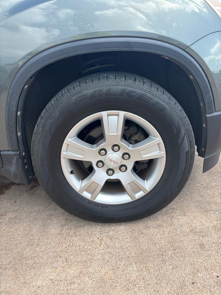 GMC Acadia SLE-2 AWD 2011