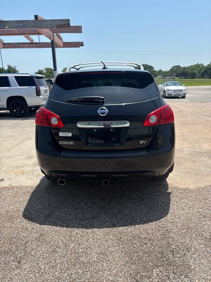 Nissan Rogue S 2WD 2011