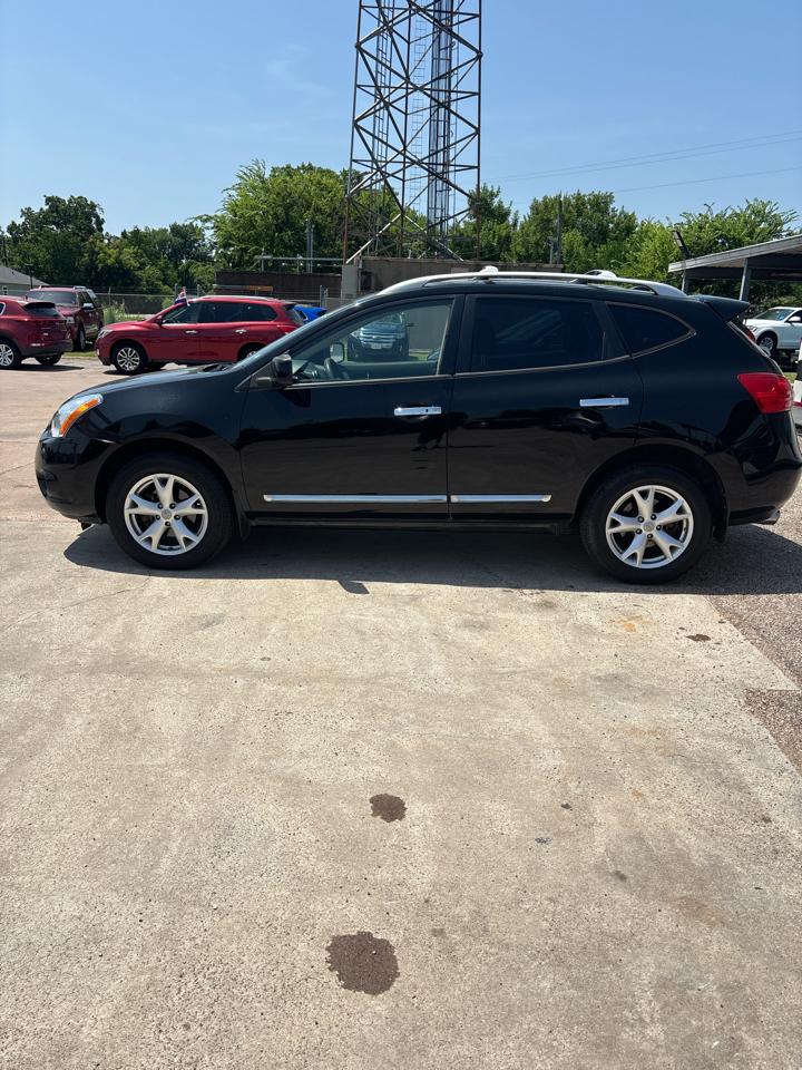 Nissan Rogue S 2WD 2011