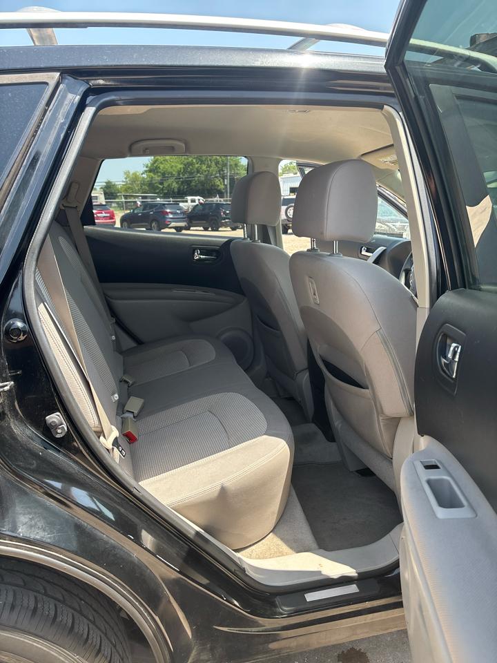 Nissan Rogue S 2WD 2011
