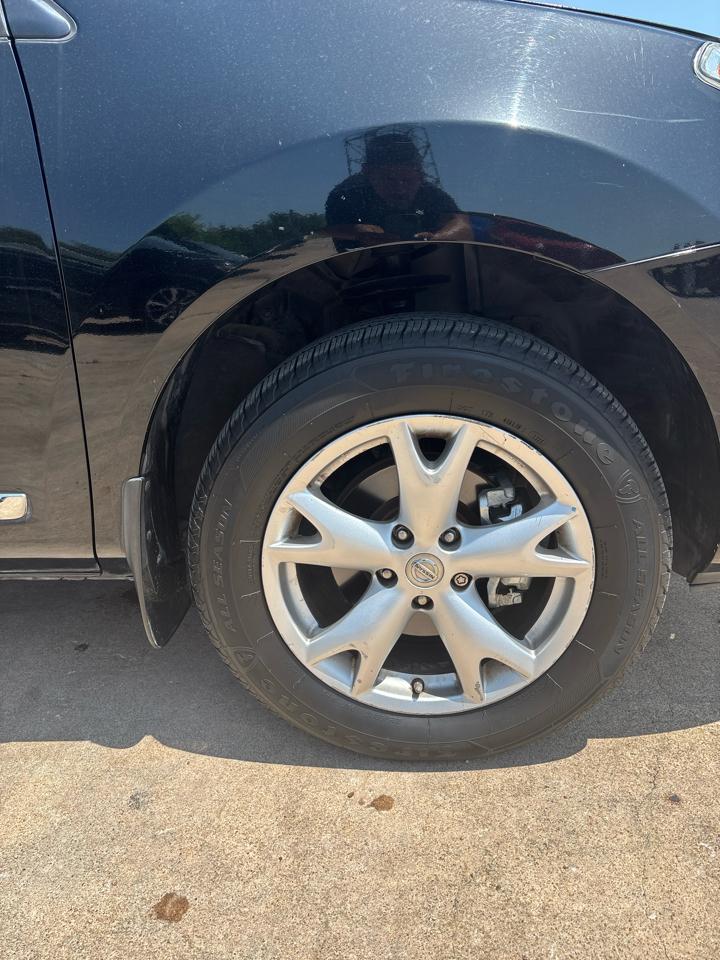 Nissan Rogue S 2WD 2011