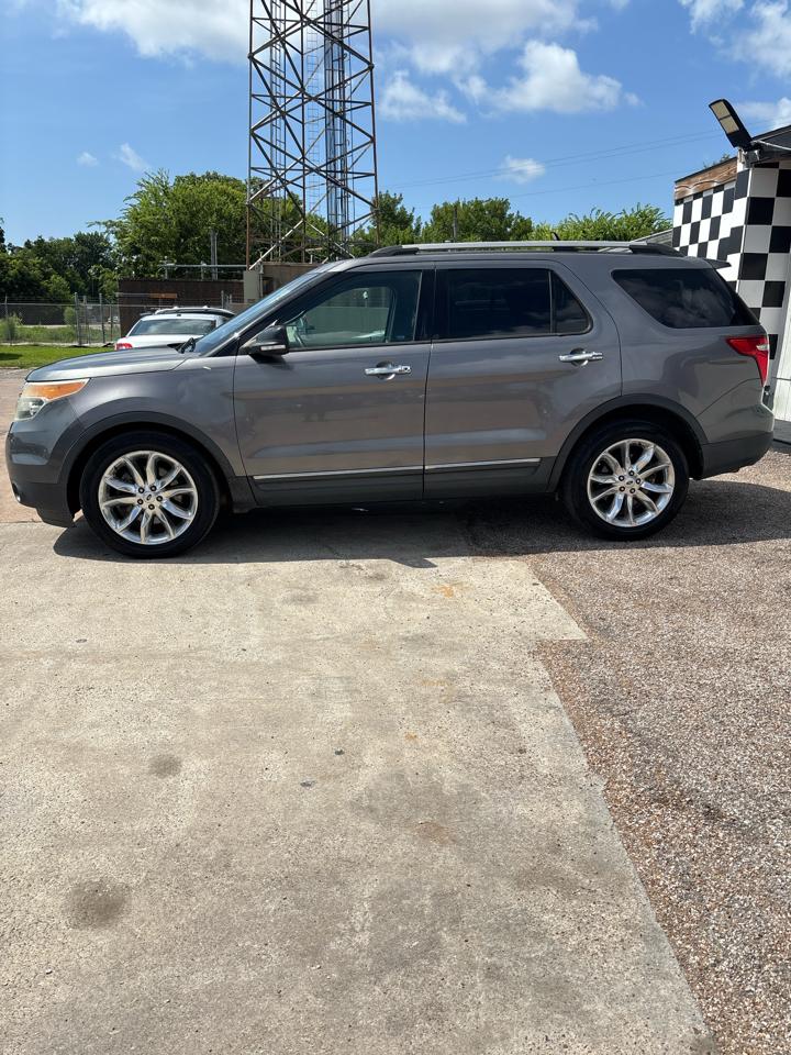 Ford Explorer XLT FWD 2013