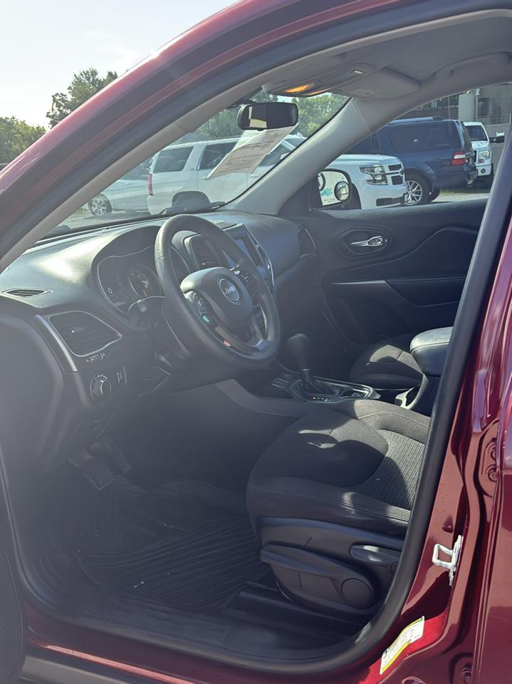 Jeep Cherokee Latitude FWD 2020